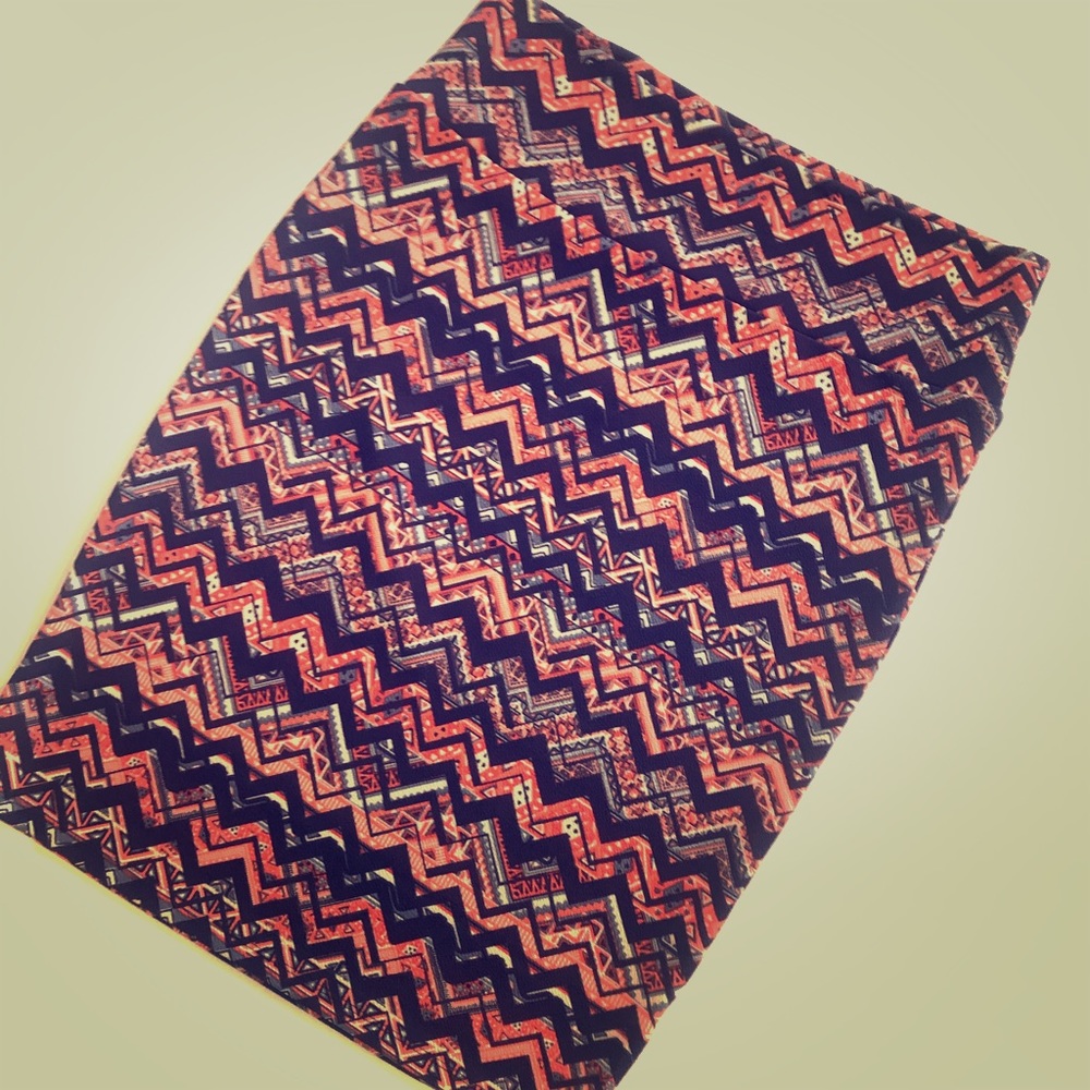 LuLaRoe Cassie skirt